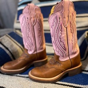 BNWOT Justin boots tekno crepe sole cowhide westerner cowboy/cowgirl boots